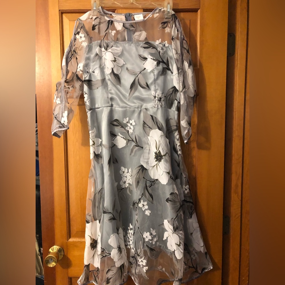 Flowered chiffon ladies dress L